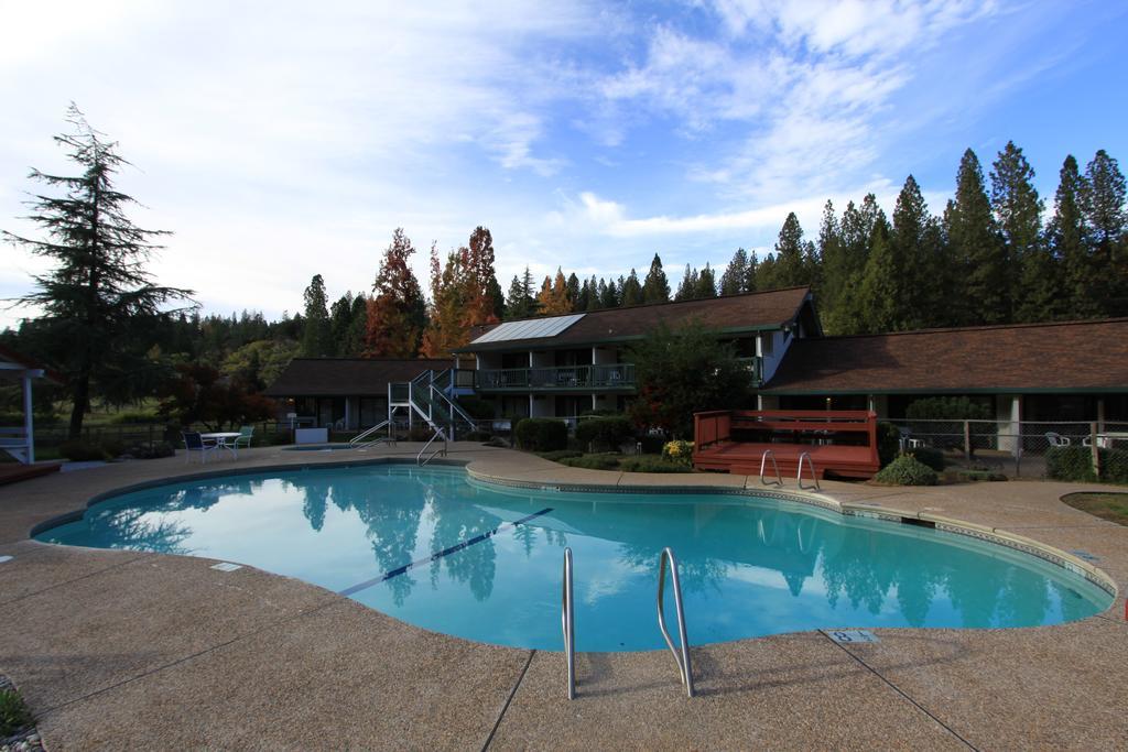 Pioneer Inn & Suites Volcano Exteriör bild