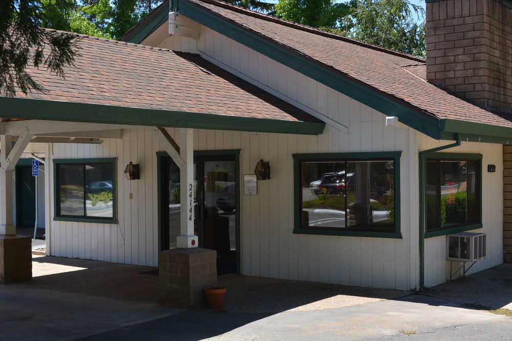 Pioneer Inn & Suites Volcano Exteriör bild