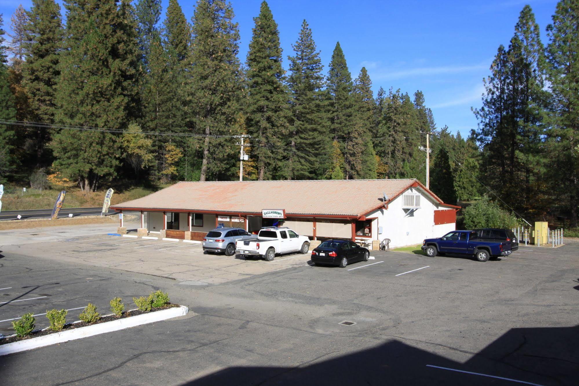 Pioneer Inn & Suites Volcano Exteriör bild